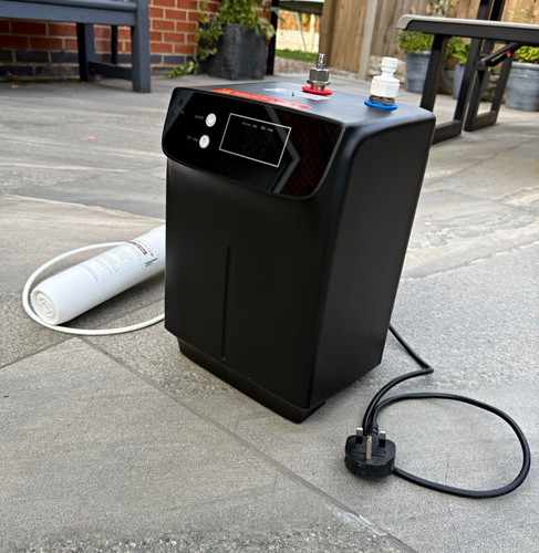 Digital compact storage tank - digital,